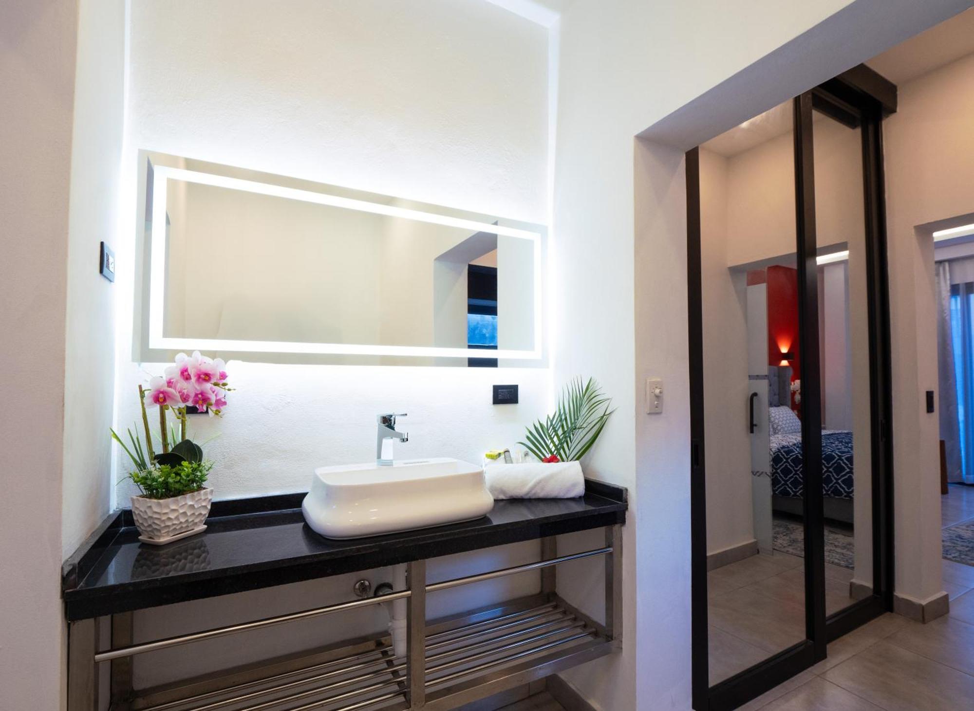 Instyle Residences At Rizz Suites Sosúa Zewnętrze zdjęcie